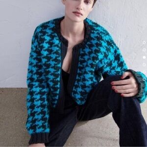 Zara houndstooth knit cardigan size small